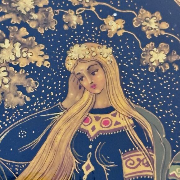 1970s Russian USSR Black Red Lacquer Wood Round Box Kholui Golden Hair Yuryev Sm - Picture 8 of 8